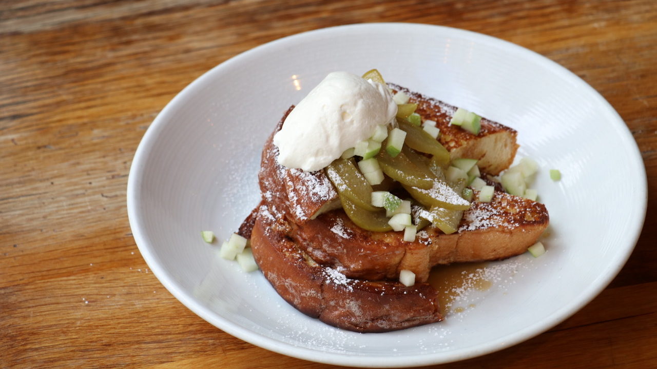 Toast Roches Brioche French Toast with Bourbon Apple Caramel Sauce