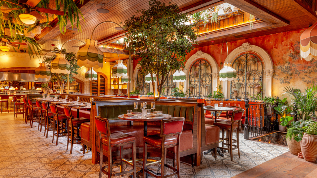 Dalia Debuts on West Broadway