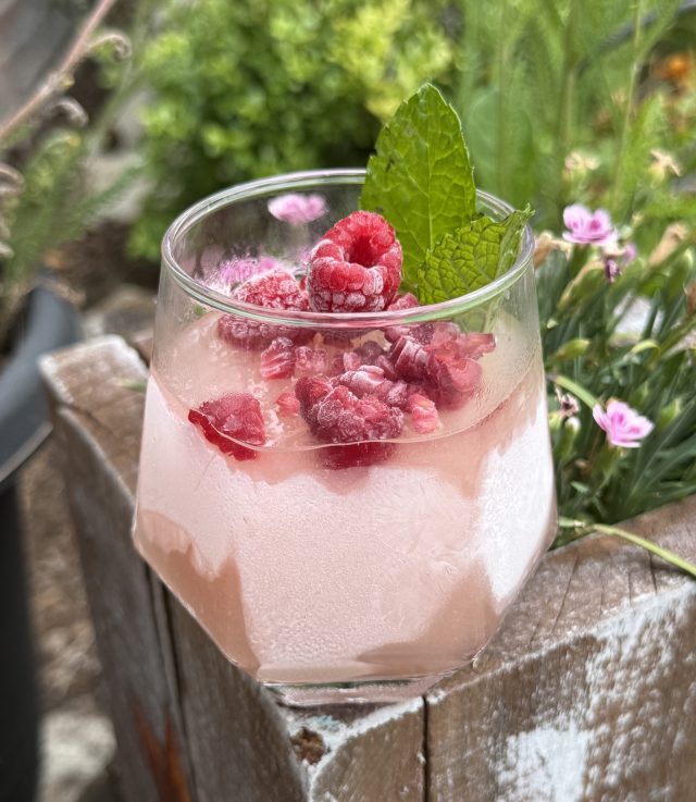 Northern Spy Frosé